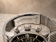 Lade das Bild in den Galerie-Viewer, Breitling Superocean Heritage Chronograph 44 | A13313121B1A1 | schwarz | Herren Unisex Uhr | 2024