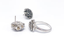 Lade das Bild in den Galerie-Viewer, Vintage Schmuck | Silber Silberschmuck | Blumen Ring + Ohrstecker/ Ohrringe| Gr. 54 | 925er