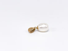 Lade das Bild in den Galerie-Viewer, Damen Perlenschmuck I Gold Anhänger I Perlen Schmuck I 8 Karat 333K
