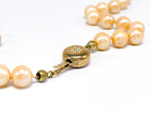 Lade das Bild in den Galerie-Viewer, Vintage 1990 Zuchtperlenkette Perlenkette Perlenschmuck Schmuck Goldschmuck Zuchtperlen Perlen Kette | Diamanten | Gold | 14 Karat 585K | Original-Rechnung 6648 DM