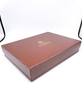 Lade das Bild in den Galerie-Viewer, 10 Dollars Niue Queen Elizabeth II Gold I 1/10 Unze I Münze Barren Münzbarren I 999er