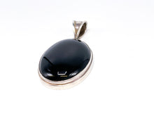 Lade das Bild in den Galerie-Viewer, Vintage Schmuck I Onyx schwarz I Silber Unisex Anhänger I 925er