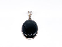 Lade das Bild in den Galerie-Viewer, Vintage Schmuck I Onyx schwarz I Silber Unisex Anhänger I 925er