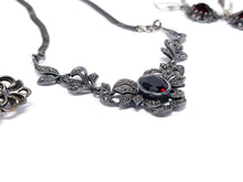 Lade das Bild in den Galerie-Viewer, Vintage Antik Silber Schmuck I Schmuckset - Brosche Kette (Halskette Collier) Ohrringe I 835er