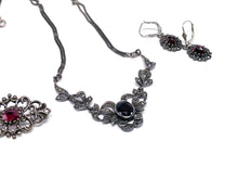 Lade das Bild in den Galerie-Viewer, Vintage Antik Silber Schmuck I Schmuckset - Brosche Kette (Halskette Collier) Ohrringe I 835er