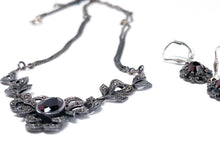 Lade das Bild in den Galerie-Viewer, Vintage Antik Silber Schmuck I Schmuckset - Brosche Kette (Halskette Collier) Ohrringe I 835er