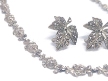 Lade das Bild in den Galerie-Viewer, Vintage Antik Schmuck Set I Blätter Blumen Stil I Silber I Kette Collier Ohrringe I 935er