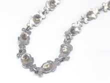 Lade das Bild in den Galerie-Viewer, Vintage Antik Schmuck Set I Blätter Blumen Stil I Silber I Kette Collier Ohrringe I 935er
