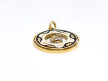 Lade das Bild in den Galerie-Viewer, Antik Vintage Schmuck | Eisernes Kreuz | Gold Goldschmuck | Anhänger mit ca. 0,05ct Diamanten besetzt | 14 Karat 585K