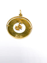Lade das Bild in den Galerie-Viewer, Antik Vintage Schmuck | Eisernes Kreuz | Gold Goldschmuck | Anhänger mit ca. 0,05ct Diamanten besetzt | 14 Karat 585K