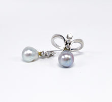 Lade das Bild in den Galerie-Viewer, Vintage I Perlenschmuck Ring + Anhänger Gold 750K 18 Karat Weißgold I 0,34ct