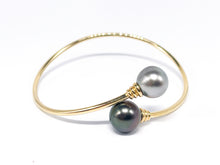 Lade das Bild in den Galerie-Viewer, Perlenschmuck I Perlen Schmuck I Perlen Gold Armband Armreif I Tahiti grau I 14 Karat 585K