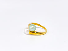 Lade das Bild in den Galerie-Viewer, Silberschmuck I Perlenschmuck I Perlen grün & weiß I Ring I vergoldet I 925er Silber