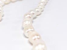 Lade das Bild in den Galerie-Viewer, Vintage Schmuck | Perlen Halskette | Kette | weiß | 44/45cm 51gr 925er Silber