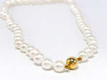 Lade das Bild in den Galerie-Viewer, feine zarte Damen Perlenkette I Perlenschmuck Perlen Kette I weiß I 44cm 14 Karat 585K