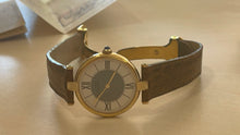 Lade das Bild in den Galerie-Viewer, Cartier Must Vermeil Ref. 590003 – Klassische Eleganz in zeitlosem Design