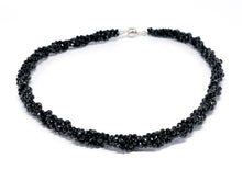 Lade das Bild in den Galerie-Viewer, Vintage Schmuck I Halskette Kette Collier I schwarze "Kristalle" I 925er Silber