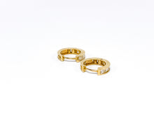 Lade das Bild in den Galerie-Viewer, Ohrringe Creolen I Ø 13,8 mm I Unisex Schmuck I Gold I DQCZ Steine I 14 Karat 585K