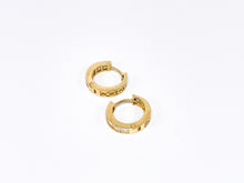 Lade das Bild in den Galerie-Viewer, Ohrringe Creolen I Ø 13,8 mm I Unisex Schmuck I Gold I DQCZ Steine I 14 Karat 585K