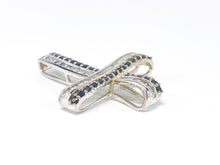 Lade das Bild in den Galerie-Viewer, Kreuz | Silber Silberschmuck Schmuck | babyblaue + schwarze Steine | 925er