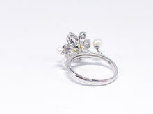Lade das Bild in den Galerie-Viewer, Blumen Silber Ring | Silberschmuck | Schmuck | gelber Stein weiße Perlen | Gr. 63 | 925er