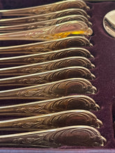Lade das Bild in den Galerie-Viewer, 23/24 Karat hartvergoldetes Besteckset Solingen 70-teilig | 12 Personen + Koffer