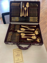 Lade das Bild in den Galerie-Viewer, 23/24 Karat hartvergoldetes Besteckset Solingen 70-teilig | 12 Personen + Koffer