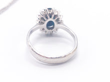 Lade das Bild in den Galerie-Viewer, LUXUS Diamanten Schmuckset I Weißgold I Ring Kette Anhänger I 0,93ct I 18 Karat 750K