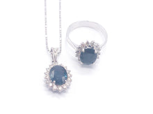 Lade das Bild in den Galerie-Viewer, LUXUS Diamanten Schmuckset I Weißgold I Ring Kette Anhänger I 0,93ct I 18 Karat 750K