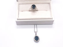 Lade das Bild in den Galerie-Viewer, LUXUS Diamanten Schmuckset I Weißgold I Ring Kette Anhänger I 0,93ct I 18 Karat 750K