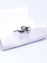 Lade das Bild in den Galerie-Viewer, Antik Vintage Ring I Schmuck I Gold Weißgold 0,81ct Diamanten I LUPENREIN - IF I "Verlobungsring" + Original Zertifikat