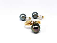 Lade das Bild in den Galerie-Viewer, Perlfekt I Tahitiperlen Set I Ohrstecker + Ring I Gold I Glitzer I 14 Karat 585K