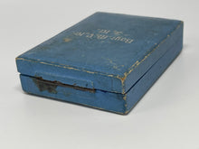 Lade das Bild in den Galerie-Viewer, Militaria | Militärverdienstkreuz 3. Klasse mit Schwertern + Etui | Deutschland
