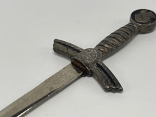 Lade das Bild in den Galerie-Viewer, Militaria | Antik Briefmesser Miniaturdolch Brieföffner Weltkrieg | Deutschland
