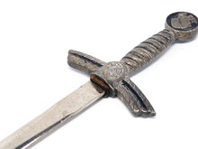 Lade das Bild in den Galerie-Viewer, Militaria | Antik Briefmesser Miniaturdolch Brieföffner Weltkrieg | Deutschland

