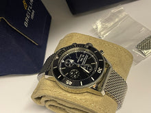 Lade das Bild in den Galerie-Viewer, Breitling Superocean Heritage Chronograph 44 | A13313121B1A1 | schwarz | Uhr Watch | Herren Unisex | 2024 | Garantie bis 12/26 | UVP - 6.700€
