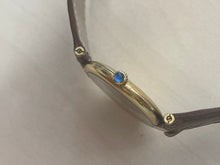 Lade das Bild in den Galerie-Viewer, Cartier Must Vermeil Ref. 590003 – Klassische Eleganz in zeitlosem Design
