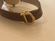 Lade das Bild in den Galerie-Viewer, Cartier Must Vermeil Ref. 590003 – Klassische Eleganz in zeitlosem Design
