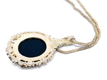 Lade das Bild in den Galerie-Viewer, Vintage Schmuck I &quot;Onyx&quot; &quot;schwarzer Stein&quot; I Anhänger + Kette
